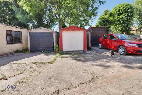 2 bedroom terraced house for sale, Silverdale Road, Wolstanton, Newcastle-Under-Lyme