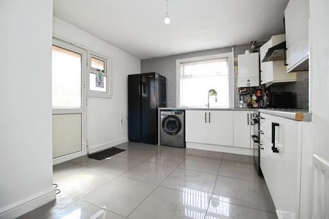 3 bedroom semi-detached house for sale, Ganners Road, Bramley, Leeds