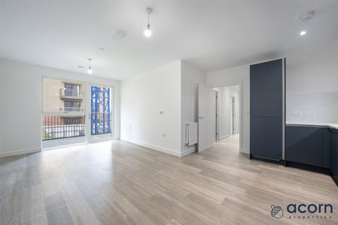 3 bedroom apartment to rent, Aven Apartments, London NW9