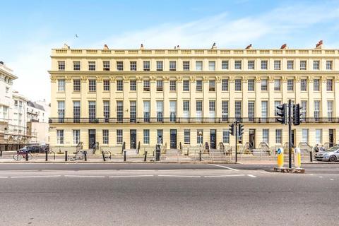 1 bedroom flat for sale, Brunswick Terrace, Hove, East Sussex, BN3