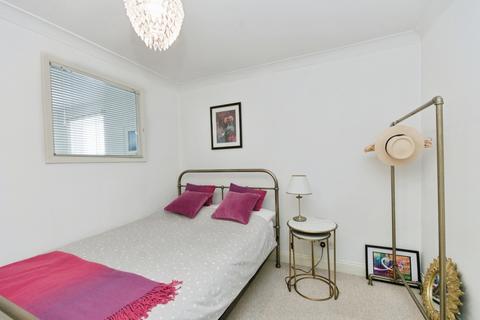 1 bedroom flat for sale, Brunswick Terrace, Hove, East Sussex, BN3