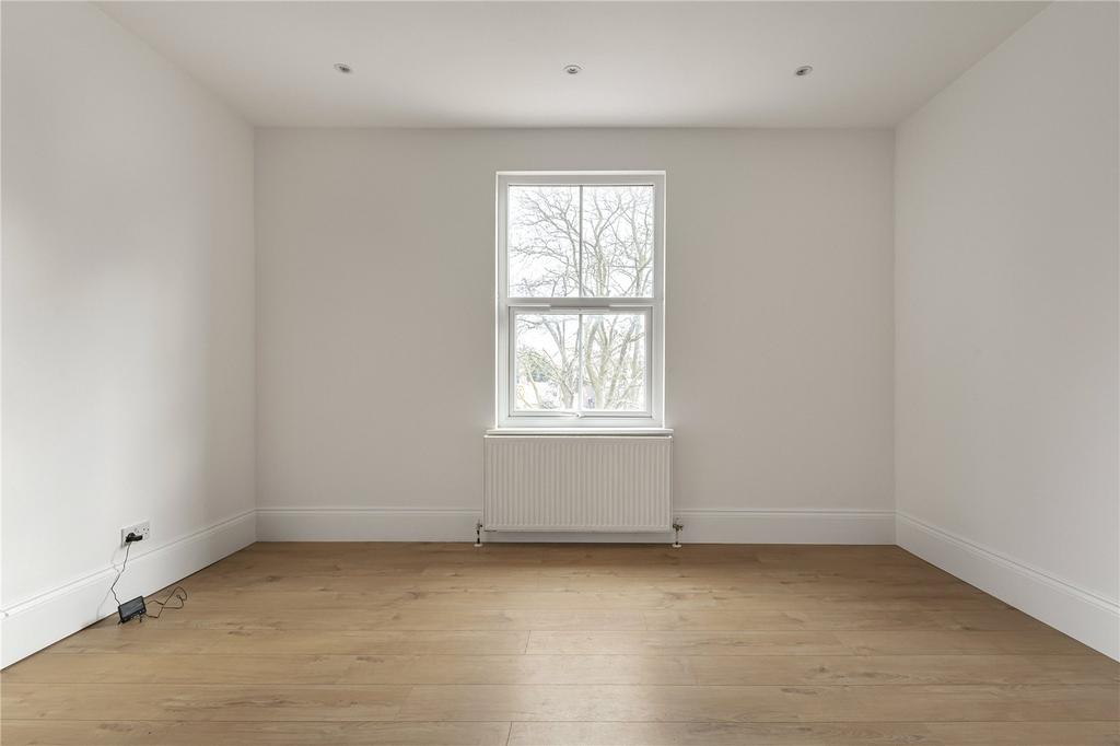 Apartment in Twickenham - View 2