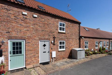 2 bedroom terraced house to rent, Barley Court, Off Back Lane, Easingwold, York