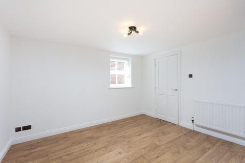 2 bedroom terraced house to rent, Barley Court, Off Back Lane, Easingwold, York