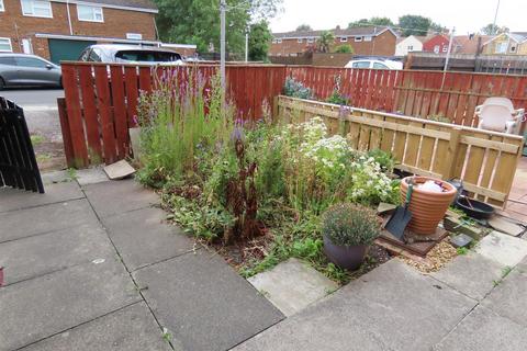 2 bedroom flat for sale, Surrey Close, Ashington