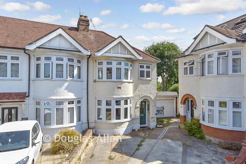 Manorway, Woodford Green, Essex