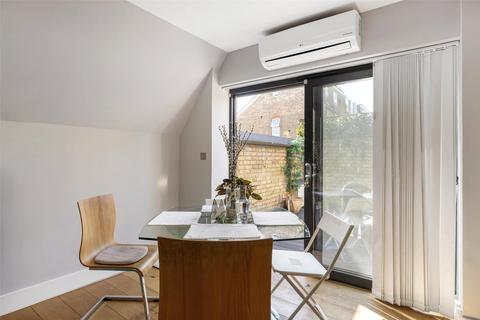 undefined, Ellerslie Road, London, W12