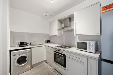 3 bedroom flat for sale, 208/6 (3F2) Morningside Road, Edinburgh, EH10