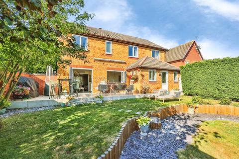 6 bedroom detached house for sale, Sparrow Close, Ilkeston