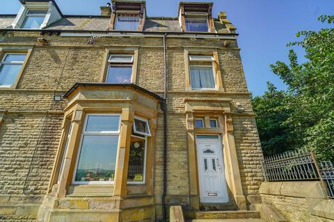 5 bedroom flat for sale, Manchester Road, Burnley BB11