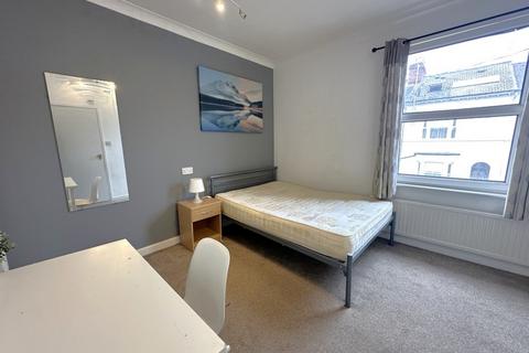 1 bedroom in a house share to rent, Waylen Street, Reading, RG1