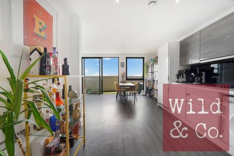 2 bedroom apartment for sale, Lock Court, Essex Wharf