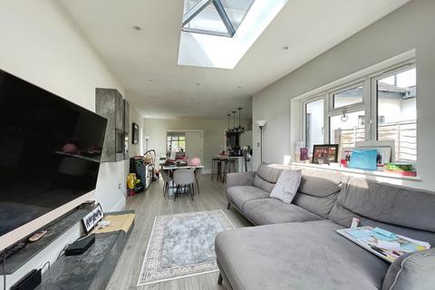 4 bedroom semi-detached house for sale, Berry Way, Hertfordshire WD3