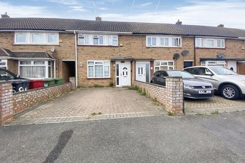2 bed terraced house for rent in Gosling Road, Langley  SL3