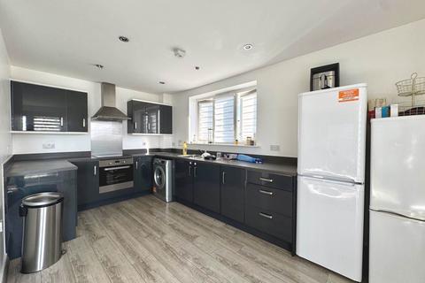 2 bedroom terraced house to rent, Leslie Hitchcock House, Barking, IG11