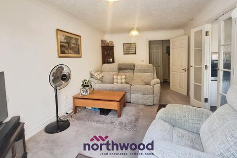 2 bedroom flat for sale, Mowbray Court, Heavitree, Exeter, EX2