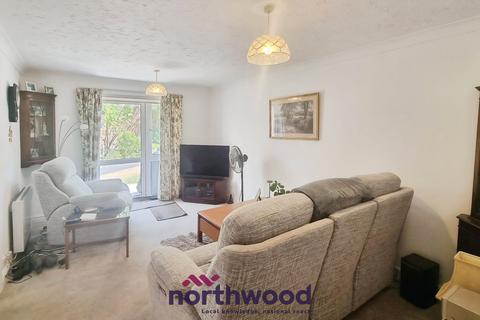 2 bedroom flat for sale, Mowbray Court, Heavitree, Exeter, EX2