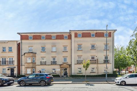 3 bedroom ground floor flat for sale, Redhouse Way, Swindon