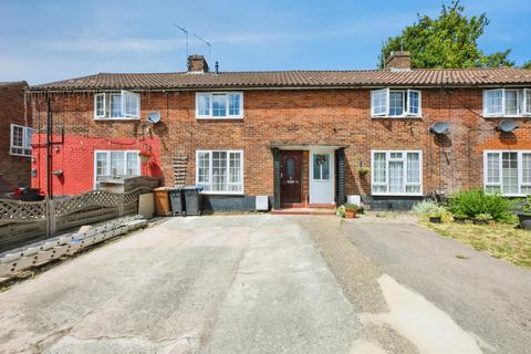 2 bedroom terraced house for sale, Salisbury Gardens, WELWYN GARDEN CITY