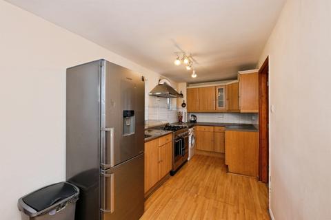 2 bedroom terraced house for sale, Salisbury Gardens, WELWYN GARDEN CITY