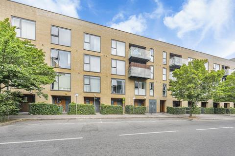 2 bedroom maisonette for sale, Hickman Avenue, London E4