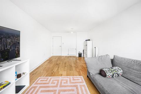 2 bedroom maisonette for sale, Hickman Avenue, London E4