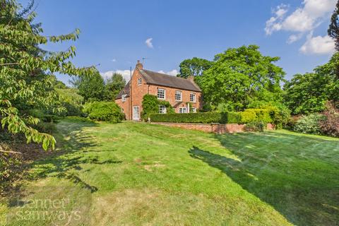 4 bedroom farm house for sale, Sappertonfield Lane, Boylestone, DE6
