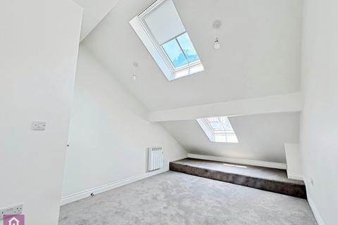 2 bedroom flat to rent, Apartment 2, 26 Shaws Road, Altrincham, Greater Manchester, WA14