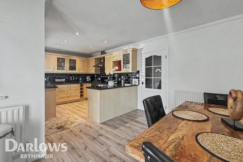 3 bedroom detached bungalow for sale, Lakeside, Tredegar