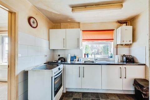 5 bedroom semi-detached house for sale, Thames Avenue, Swindon
