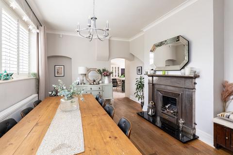 undefined, Westcar Lane, Walton-on-Thames, KT12