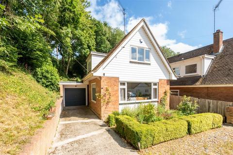 3 bedroom detached house for sale, Park Crescent, Reading RG30