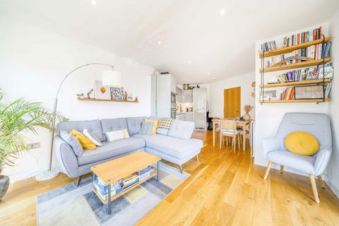 2 bedroom flat for sale, Gunnersbury Lane, London W3