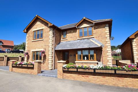4 bedroom detached house for sale, Rassau, Ebbw Vale, Blaenau Gwent, NP23 5BP