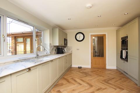 4 bedroom detached house for sale, Rassau, Ebbw Vale, Blaenau Gwent, NP23 5BP