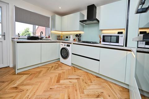 2 bedroom bungalow for sale, Moorside Dale, Ripon