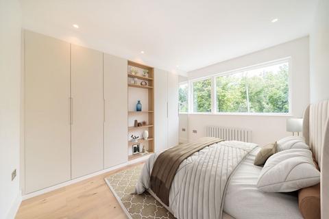 3 bedroom semi-detached house for sale, Leigham Vale, London SW16