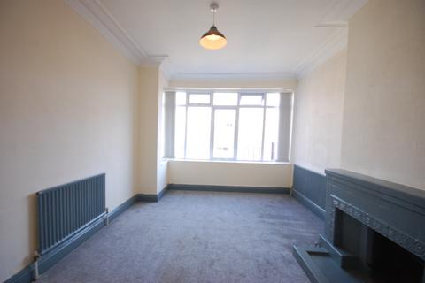 3 bedroom terraced house to rent, Leamington Road, Blackpool FY1