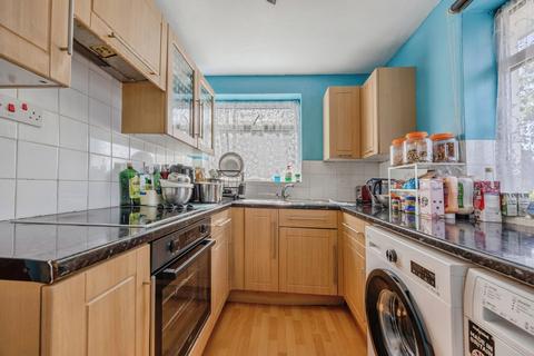 undefined, Swallowdale, South Croydon, CR2