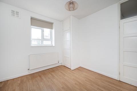 2 bedroom flat to rent, Elderfield Road, E5, Clapton, London, E5