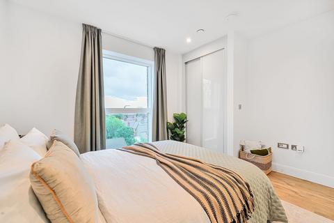 3 bedroom flat to rent, UNCLE Colindale, Colindale, London, NW9