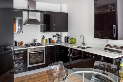 1 bedroom apartment for sale, Newark Lane Ripley