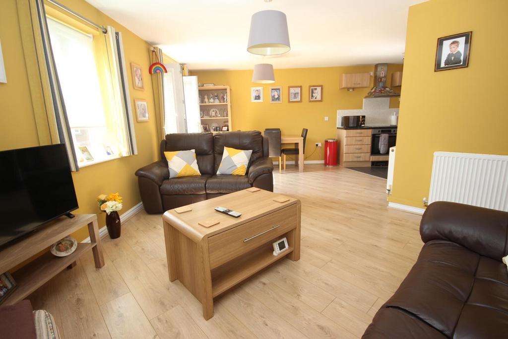 Apartment in Cardiff, Pontprennau - View 4