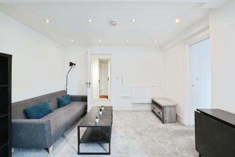 1 bedroom ground floor flat for sale, Broad Street, Chesham