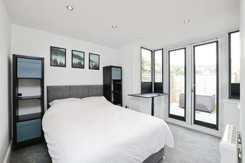 1 bedroom ground floor flat for sale, Broad Street, Chesham