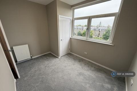 2 bedroom flat to rent, Union Grove, Aberdeen, AB10