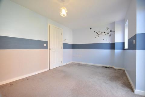 3 bedroom house to rent, 3 Bedroom House – Amersham Park Road, Salford