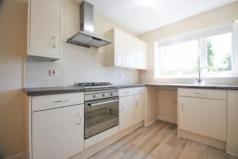 3 bedroom house to rent, 3 Bedroom House – Amersham Park Road, Salford