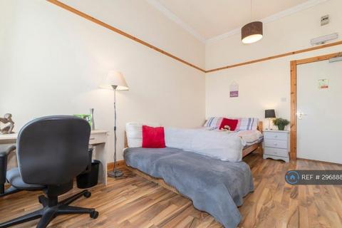 1 bedroom in a flat share to rent, Sauchiehall St, Glasgow, G3