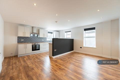 2 bed flat/apartment for rent in Bank House, Walshaw, Bury, BL8